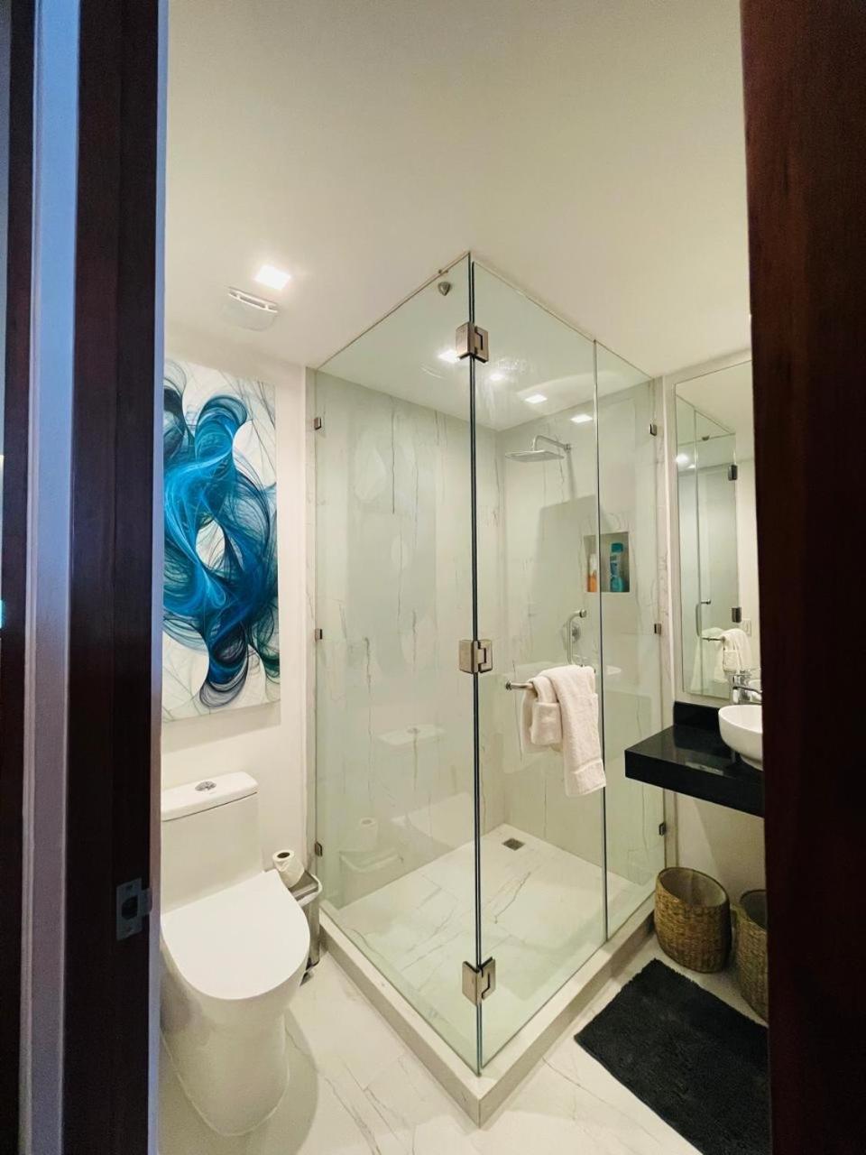 Big, Modern And Beautiful Beach Apartament 1Br Ocean View Playa del Carmen Kültér fotó